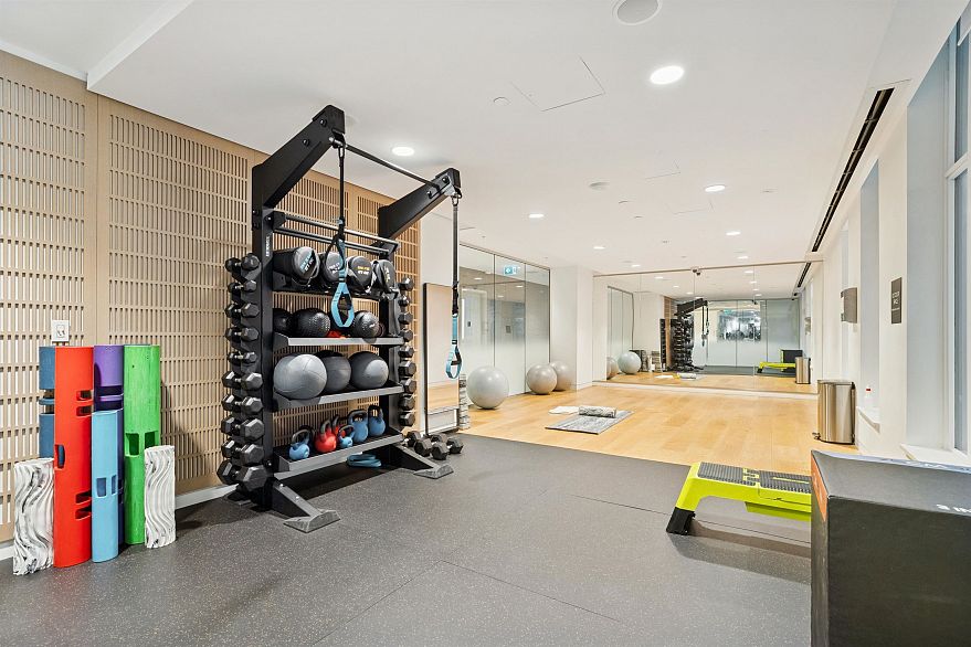 3801 1289 Hornby Street