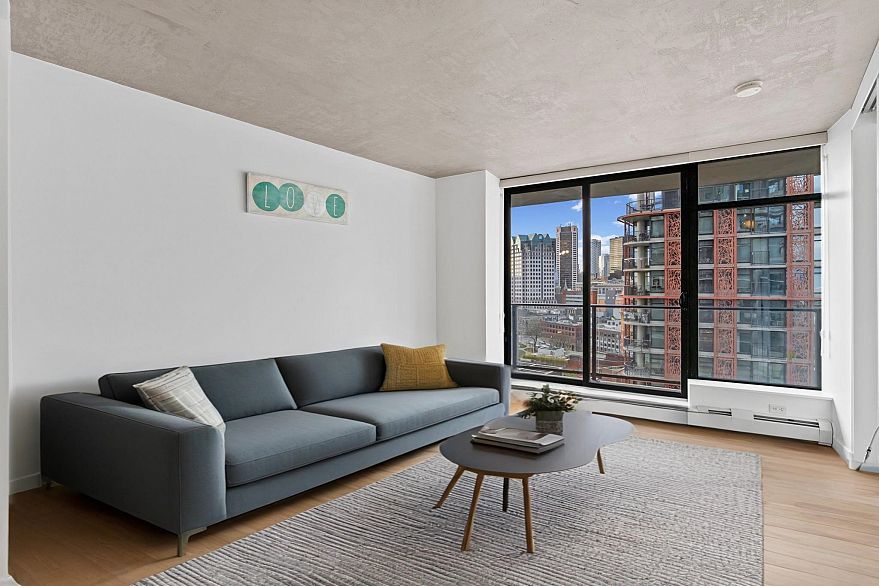 1707 108 W Cordova Street