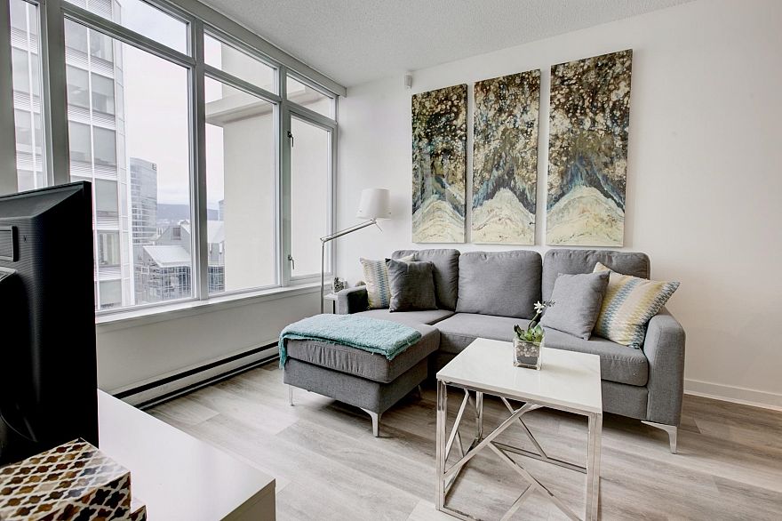 2906 610 Granville Street