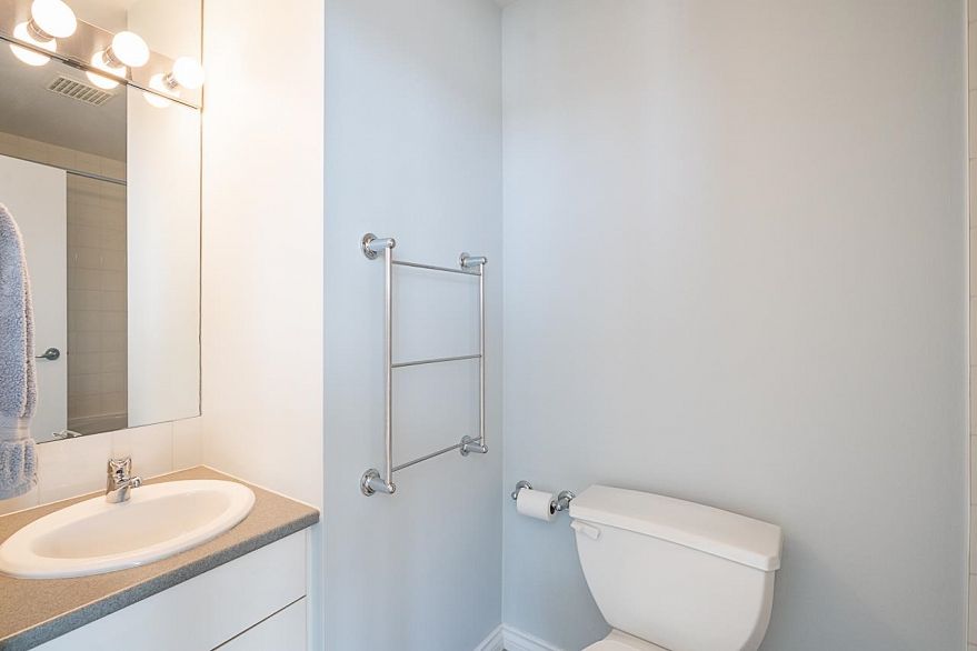 3202 501 Pacific Street