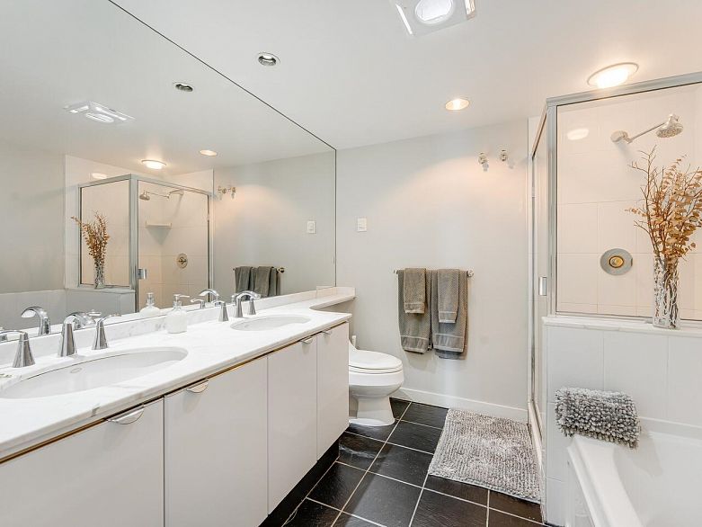 1605 838 W HASTINGS STREET, Vancouver BC V6C 1C6