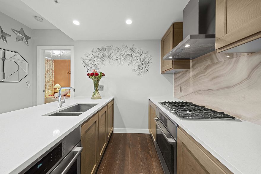 1905 5629 Birney Avenue