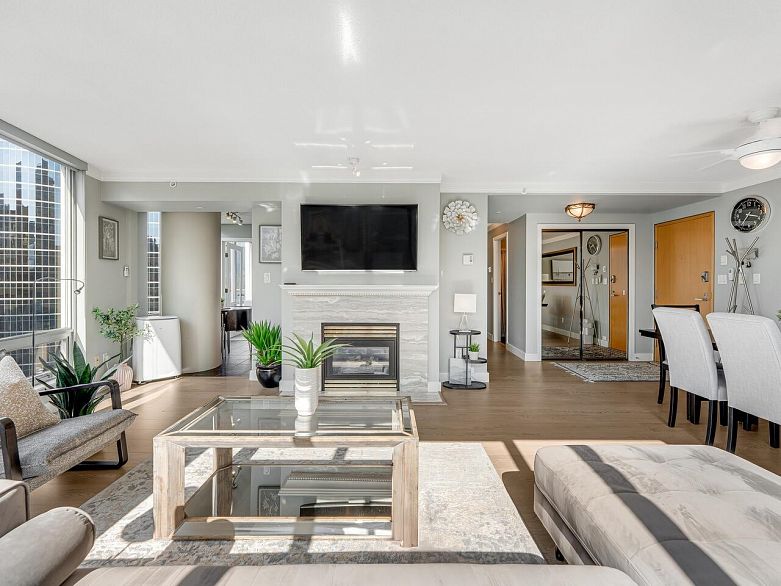 1605 838 W HASTINGS STREET, Vancouver BC V6C 1C6