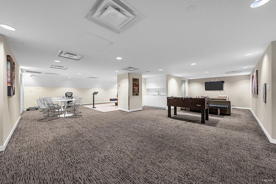 309 161 W Georgia Street