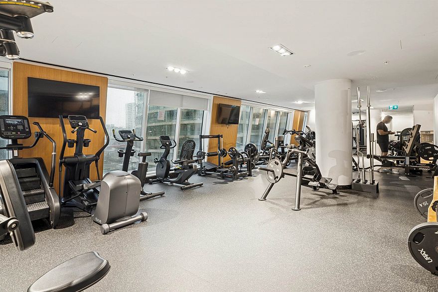 3801 1289 Hornby Street