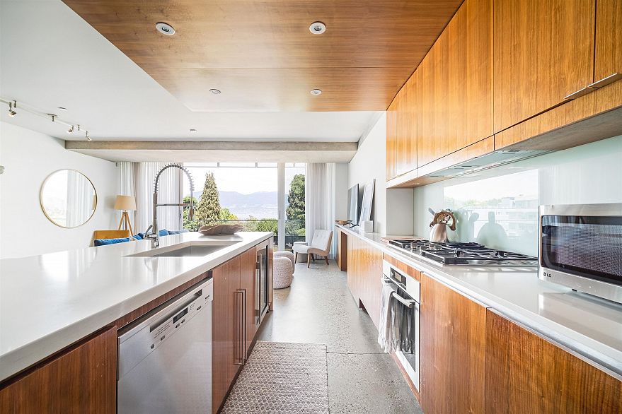 301 2386 CORNWALL AVENUE, Vancouver BC V6K 1B7