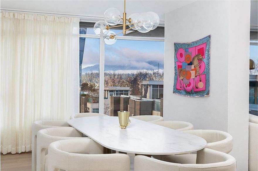 301 1233 W Cordova Street