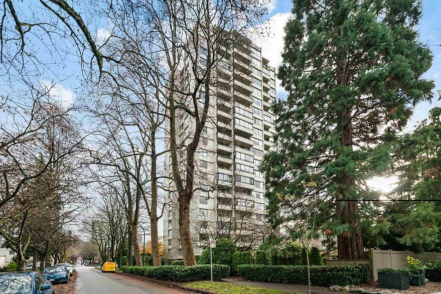 2004 1816 Haro Street