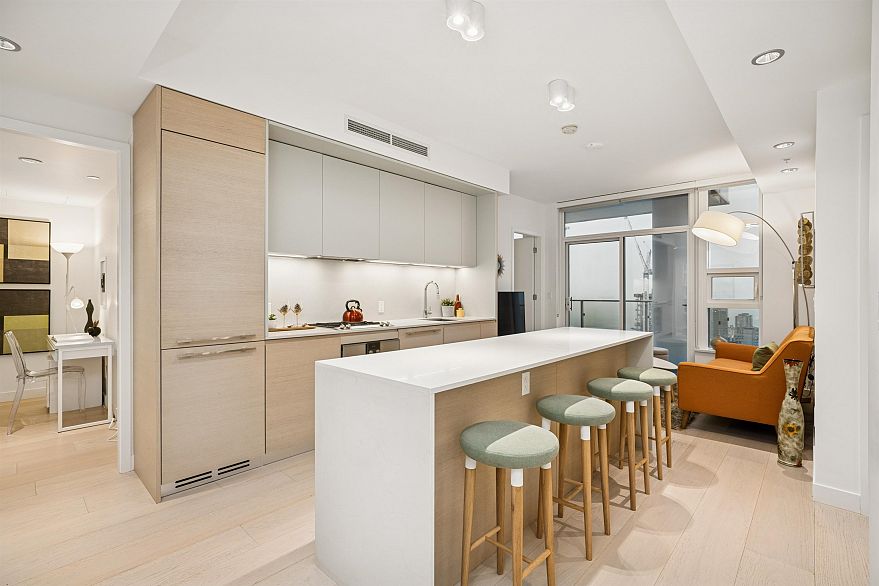 3801 1289 Hornby Street