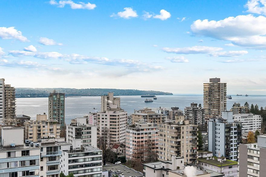 2004 1816 Haro Street