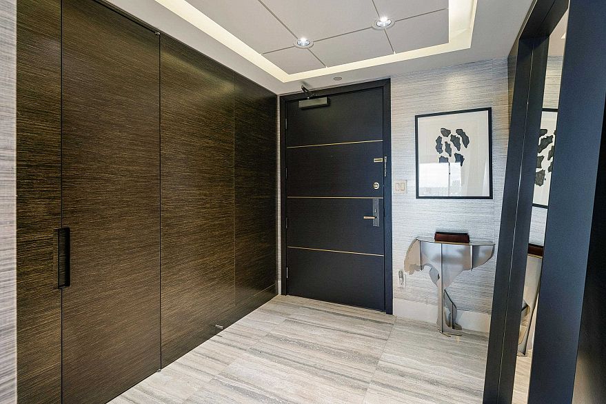 4104 667 Howe Street