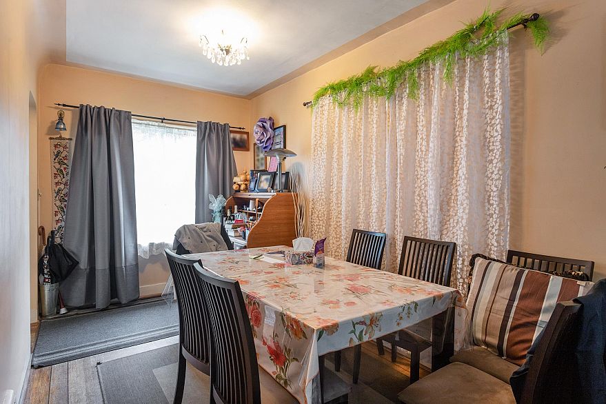 5454 Melbourne Street