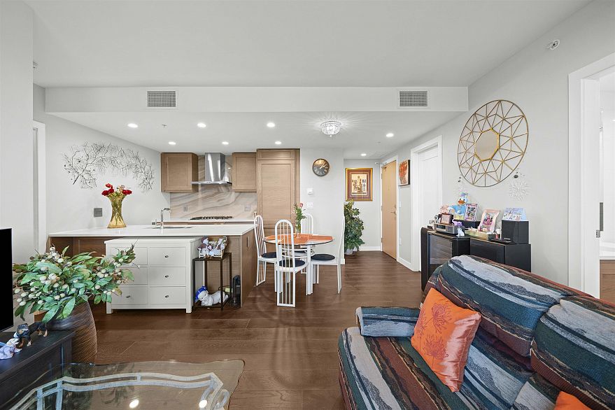 1905 5629 Birney Avenue