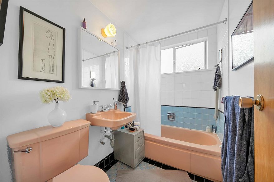 300 1925 NELSON STREET, Vancouver BC V6G 1N3