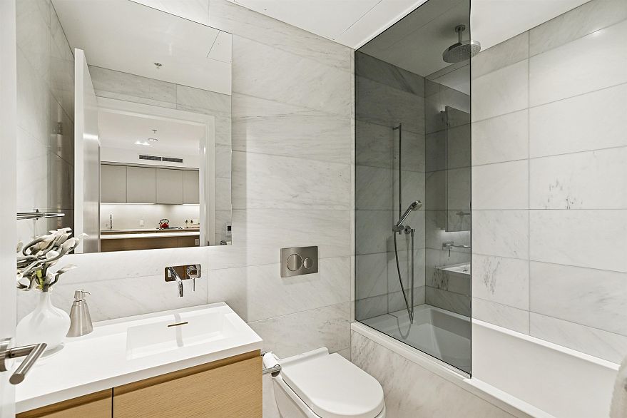 3801 1289 Hornby Street