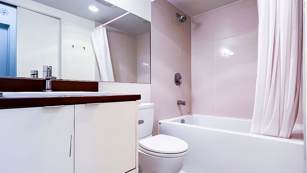 502 161 WEST GEORGIA ST, Vancouver BC V6B 0K9