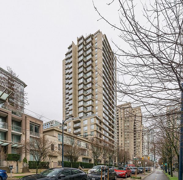 2103 1001 Richards Street