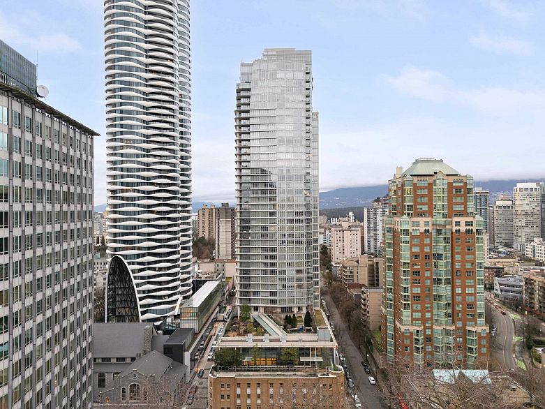 1109 1028 Barclay Street