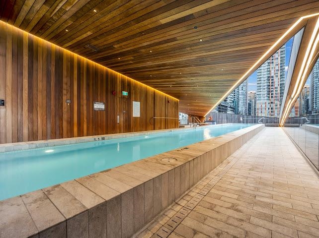 3010 1480 Howe Street