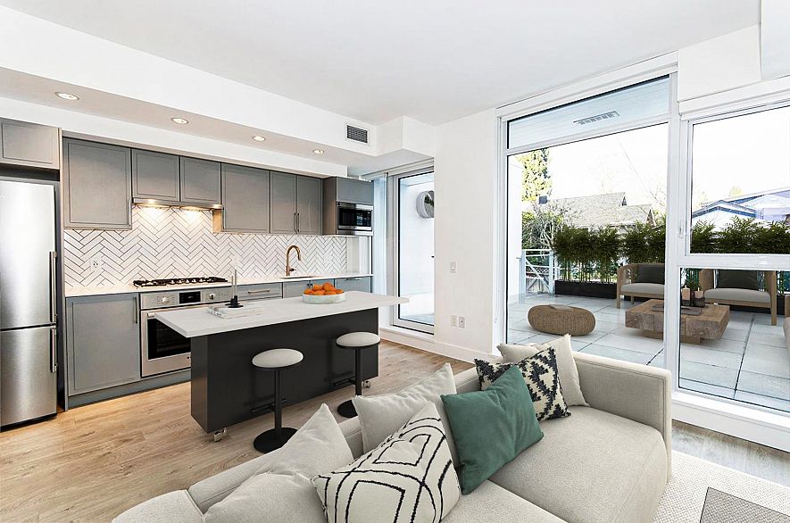 208 2435 Kingsway Street