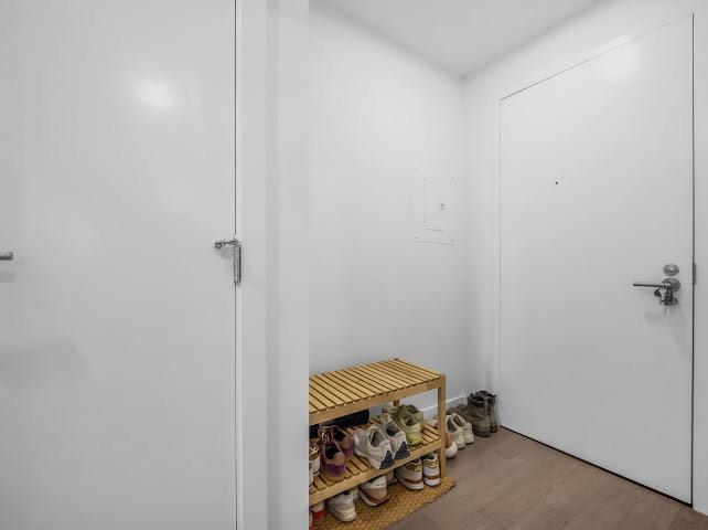 3010 1480 Howe Street