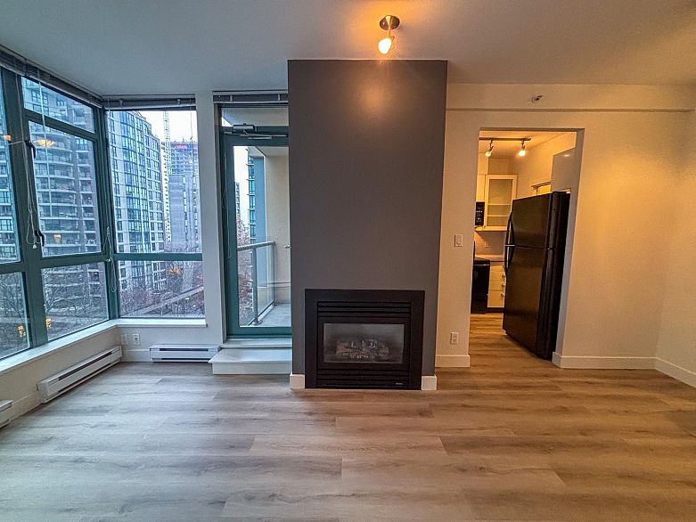 703 1238 Burrard Street