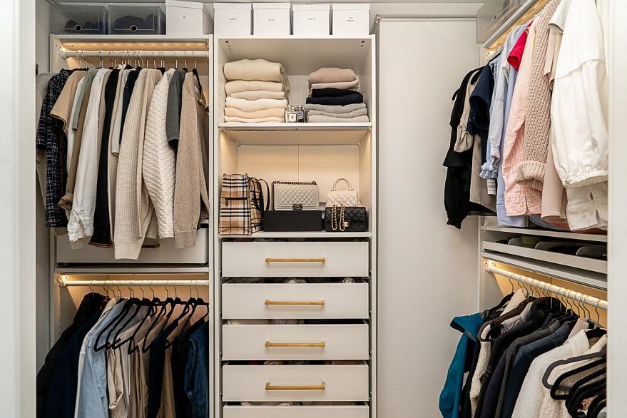 2103 1351 Continental Street