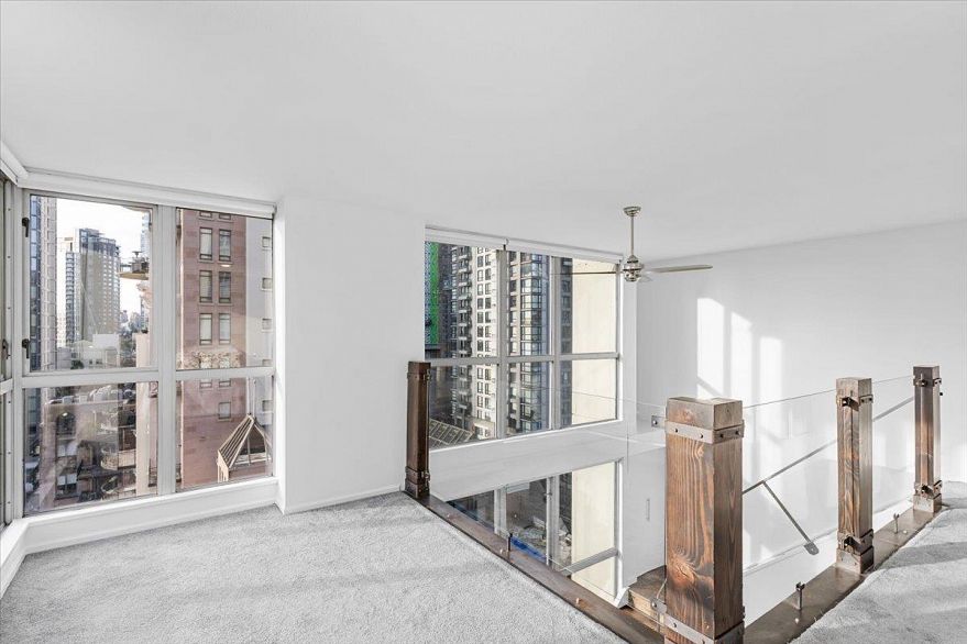 801 1238 Richards Street