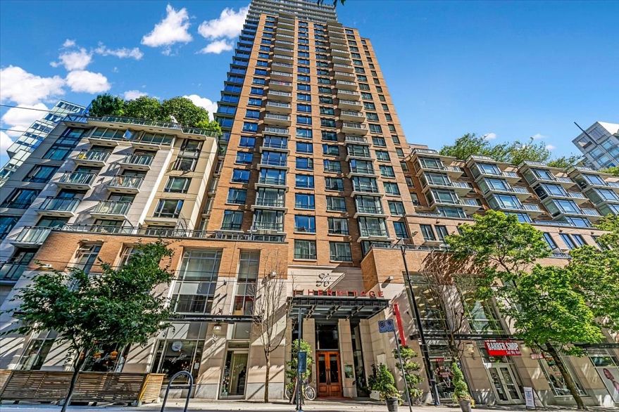 2602 788 Richards Street