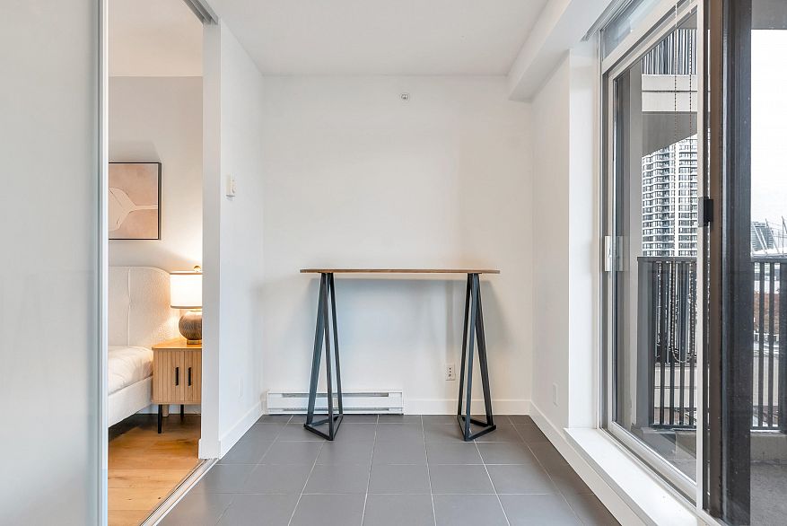 1003 1055 Homer Street