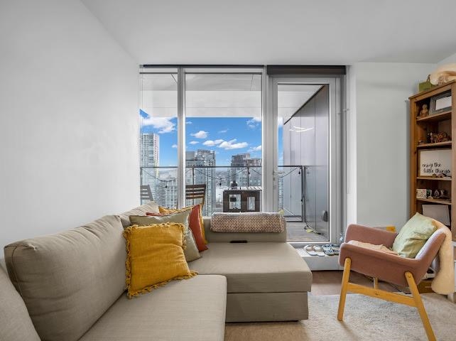 3010 1480 Howe Street