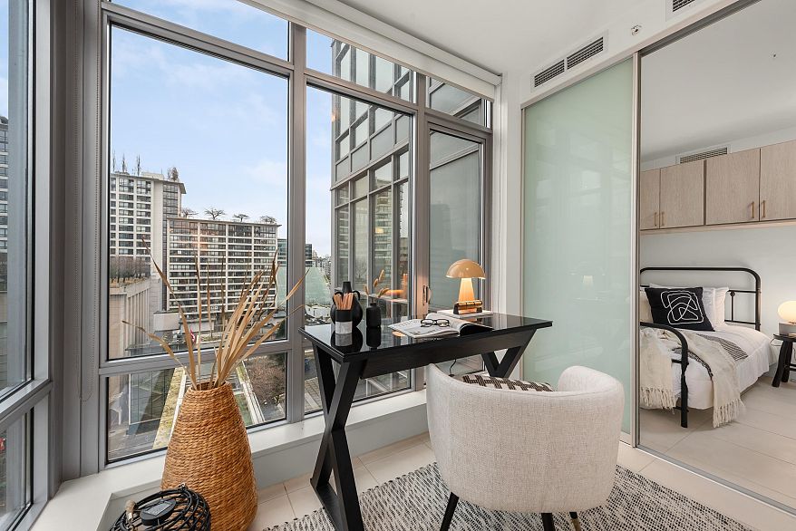 1109 1028 Barclay Street