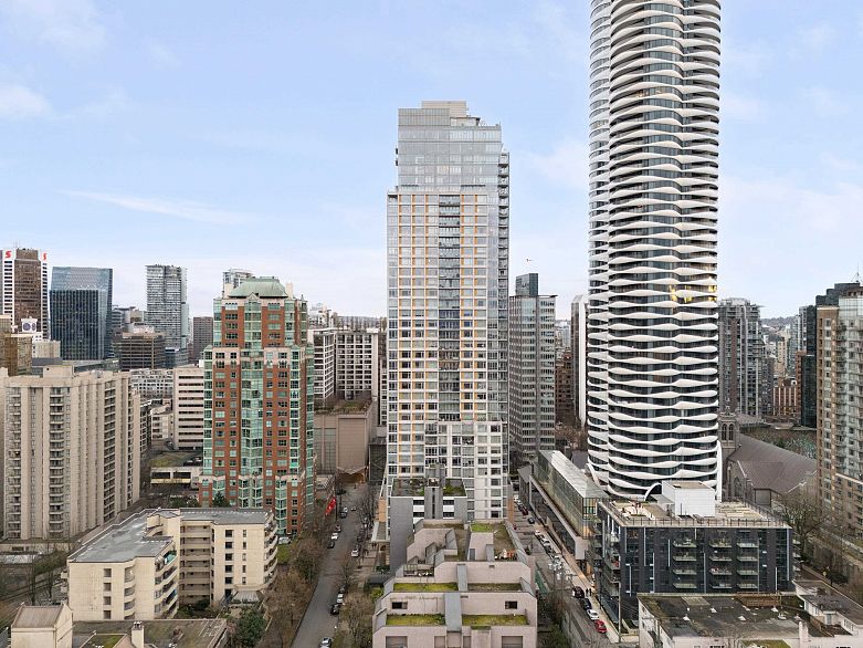 1109 1028 Barclay Street