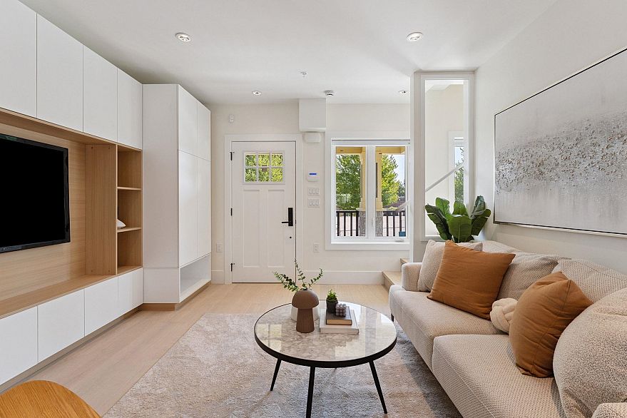 3121 Columbia Street