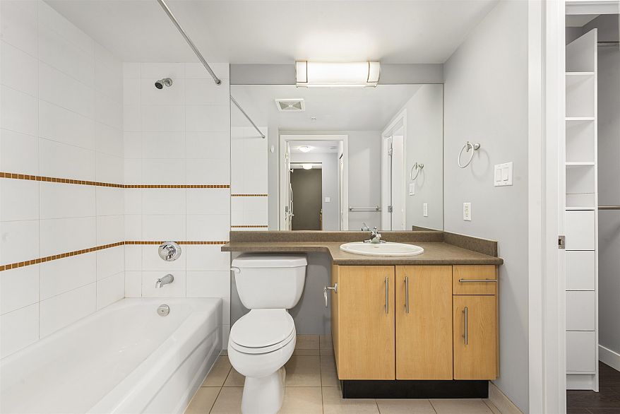 1203 3660 Vanness Avenue