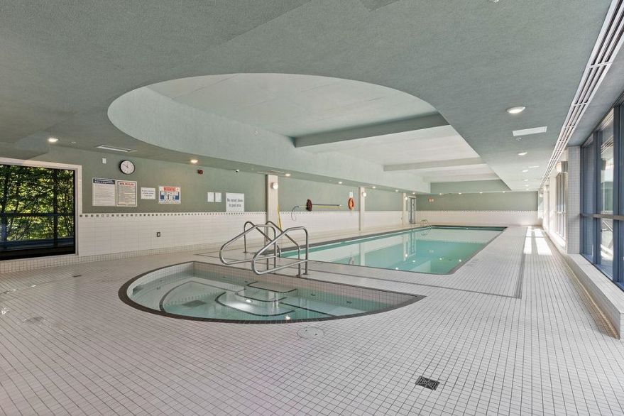 1006 939 Expo Boulevard