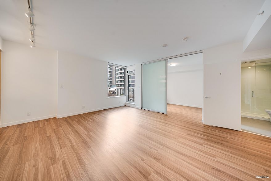 316 1661 Quebec Street