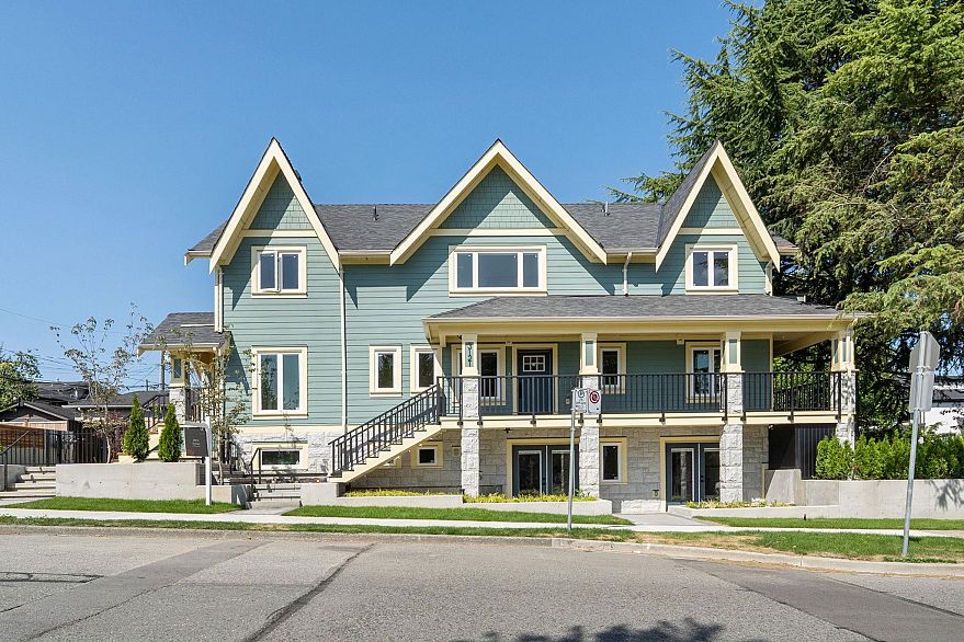 3121 Columbia Street