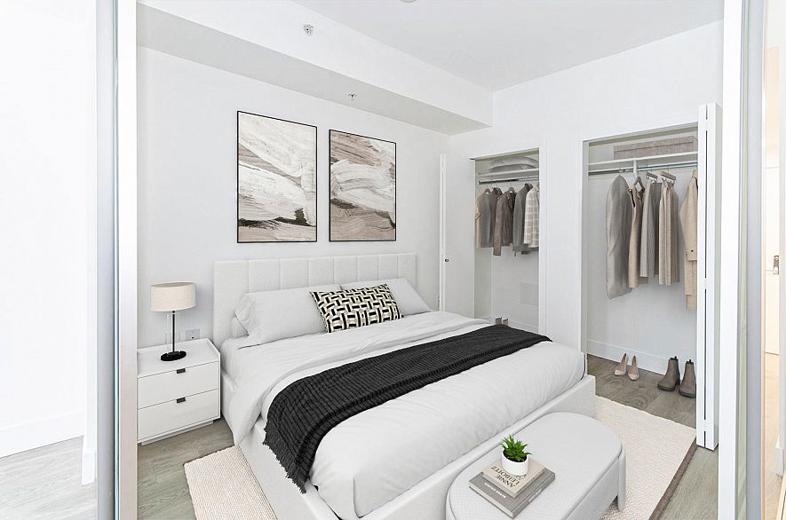 208 2435 Kingsway Street