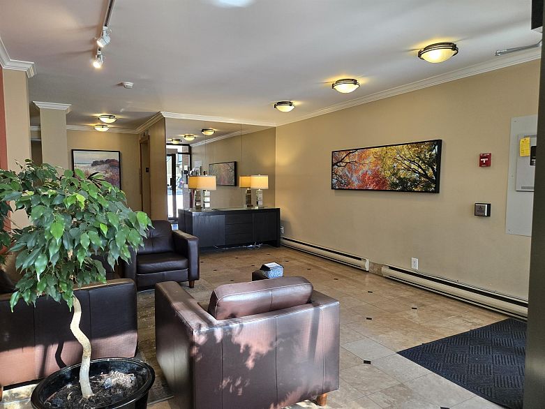 311 3905 Springtree Drive