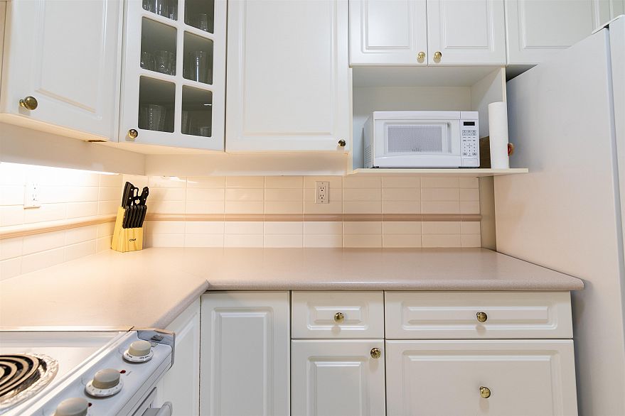 427 5835 Hampton Place