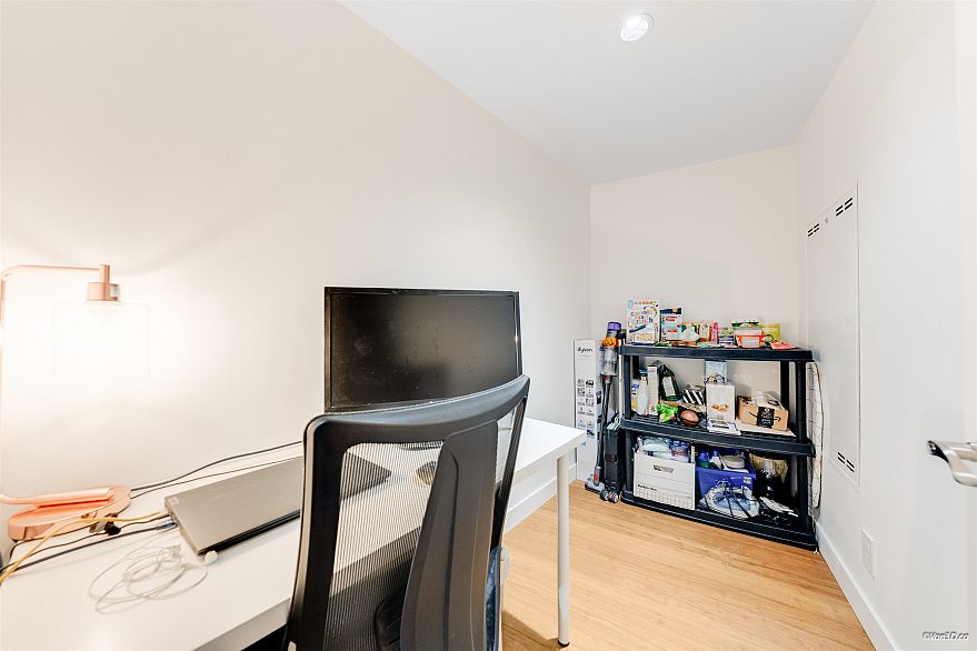 1103 777 Richards Street