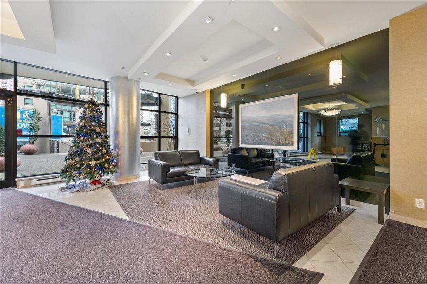 901 1331 Alberni Street