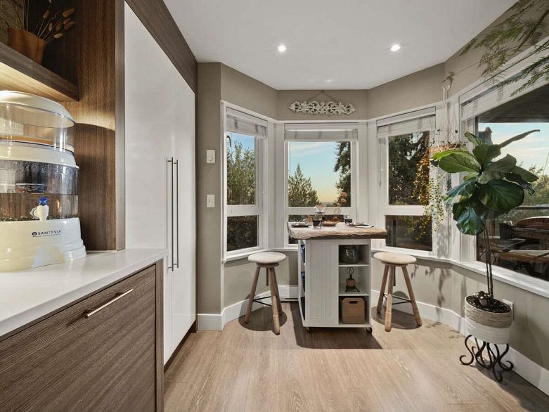 202 2250 SE Marine Drive