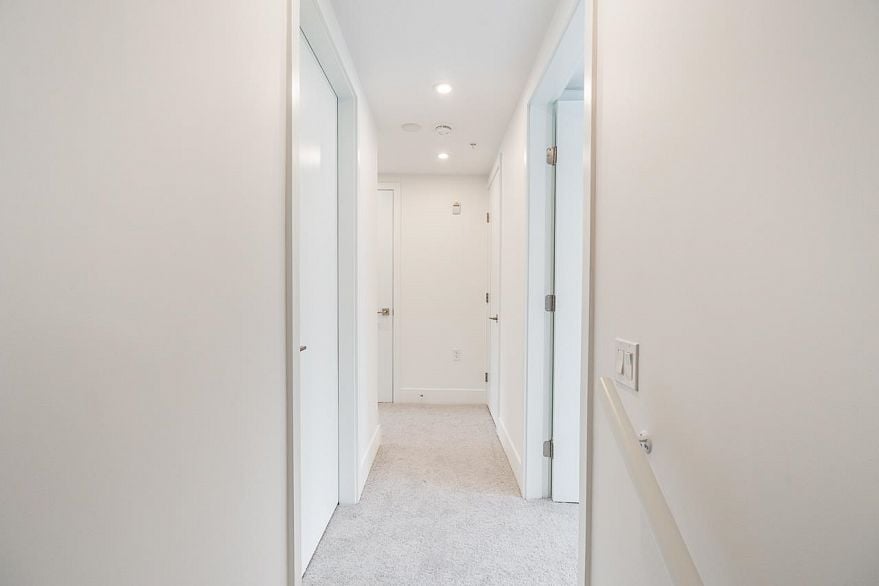 109 2085 E 1st Avenue