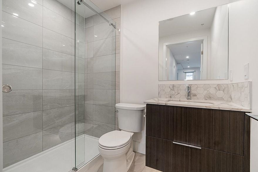 109 2085 E 1st Avenue