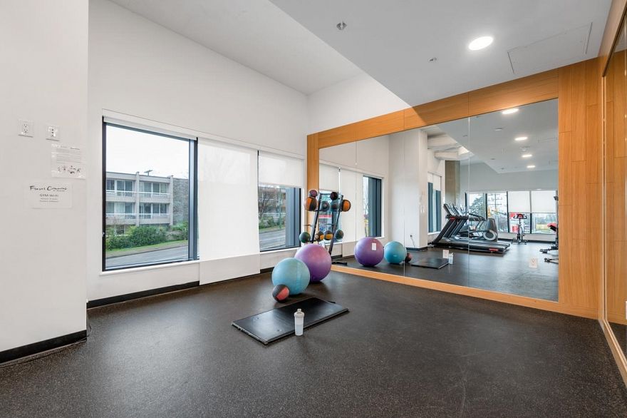 316 8181 Chester Street