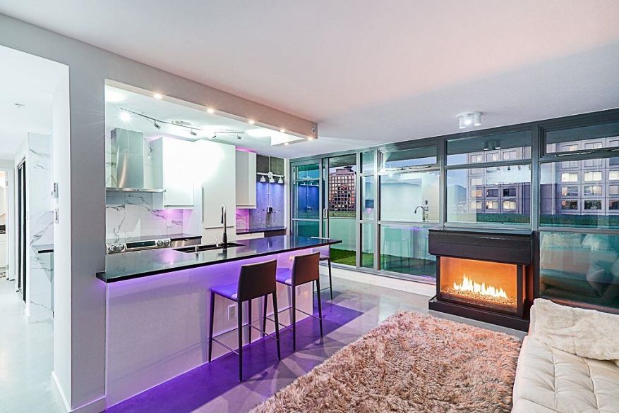 3004 438 Seymour Street