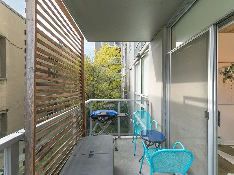 306 919 Station Street