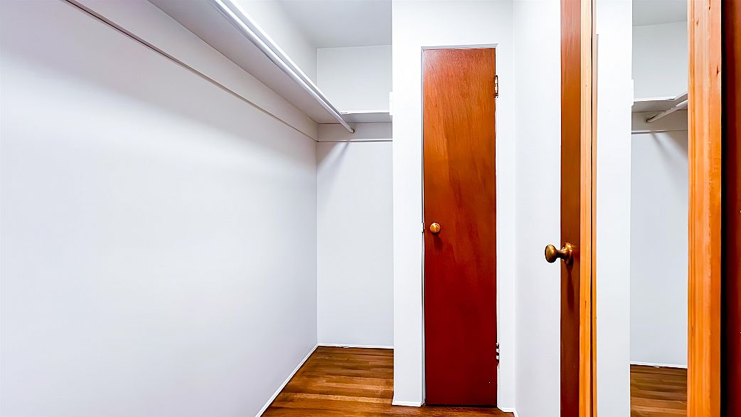 209 1925 NELSONSTREET, Vancouver BC V6G 1K9